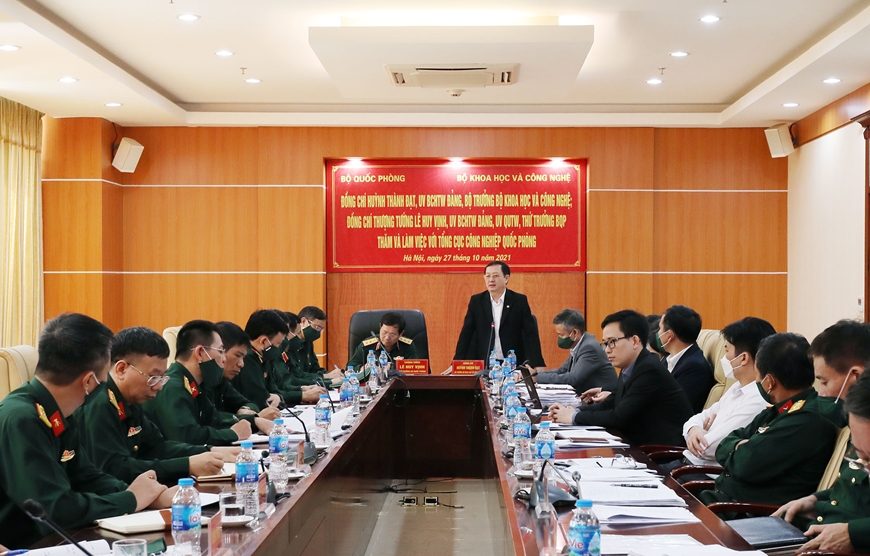 Lãnh đạo Bộ Quốc phòng, Bộ Khoa học và Công nghệ thăm, làm việc với Tổng cục Công nghiệp quốc phòng