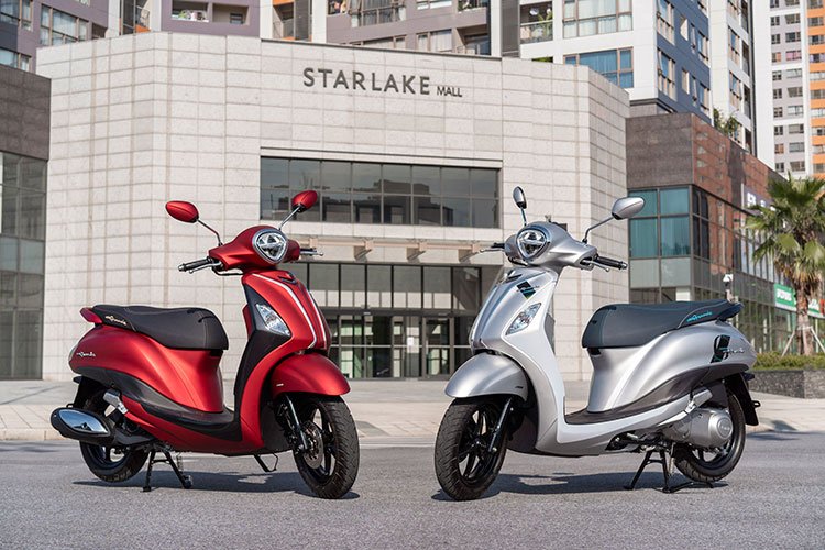 Giá xăng tăng “sốc” tại Việt Nam, đi xe máy nào để tiết kiệm nhiên liệu?