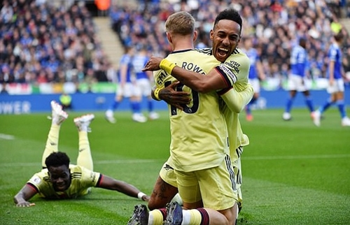 Leicester City 0-2 Arsenal: Pháo thủ bất bại trận thứ 7 liên tiếp
