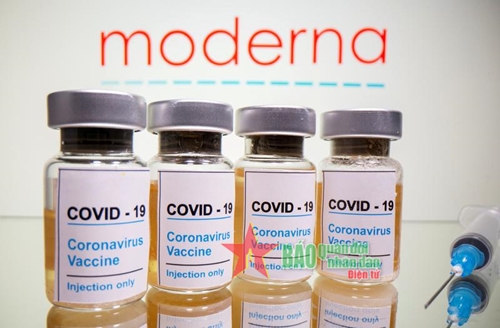 Tại sao Mỹ hoãn phê duyệt vắc xin Moderna cho trẻ em từ 12-17 tuổi?