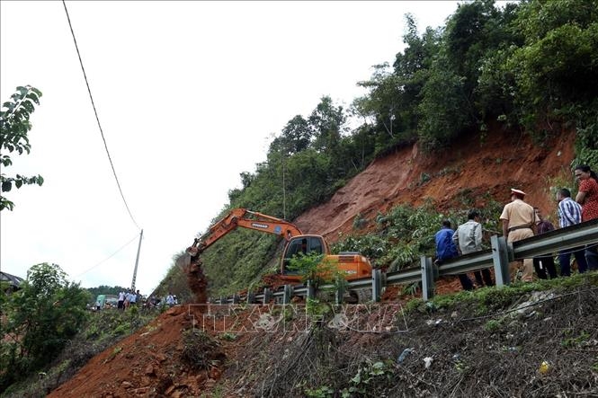 Thời tiết ngày 1-11: Mưa dông tại Bắc Bộ, đề phòng lũ quét, sạt lở đất tại Điện Biên, Lai Châu