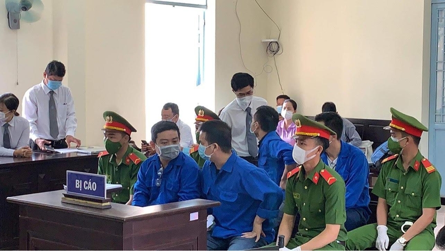 Đừng làm sai lệch sự thật để bênh vực cho nhóm "Báo Sạch" Đừng làm sai lệch sự thật để bênh vực cho nhóm "Báo Sạch"