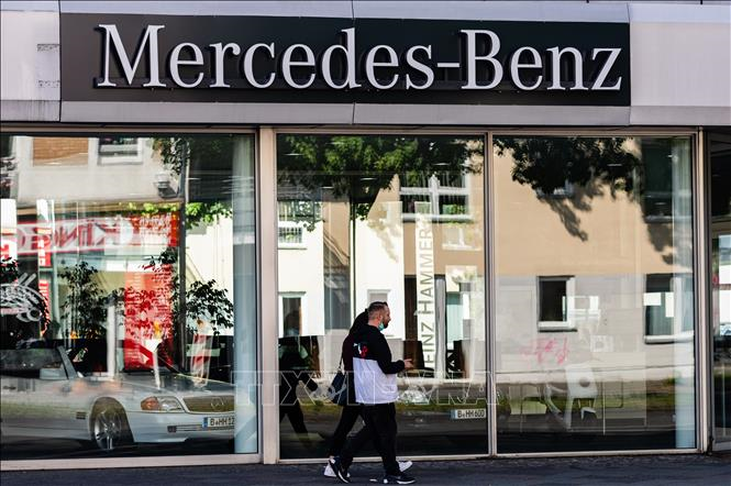 Mercedes-Benz, Stellantis bị phát hiện gian lận khí thải tại Hàn Quốc