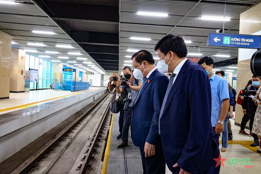 Tuyến đường sắt Cát Linh-Hà Đông chính thức đi vào khai thác thương mại
