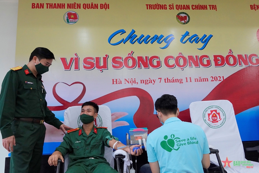 Tuổi trẻ Trường Sĩ quan Chính trị hiến gần 1.400 đơn vị máu