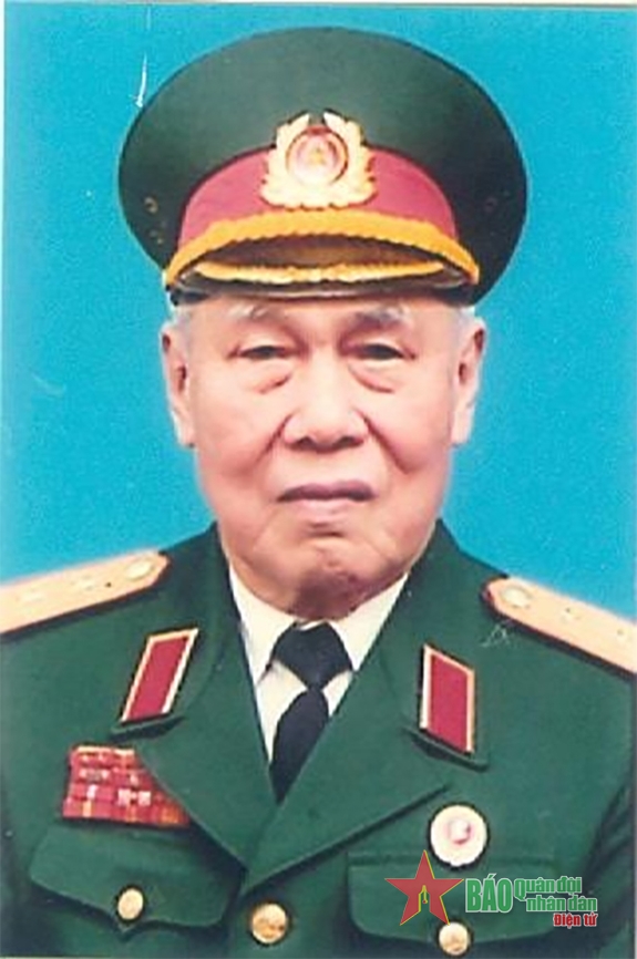Nguyễn Hùng Phong: Vị tướng chính trị giỏi quân sự