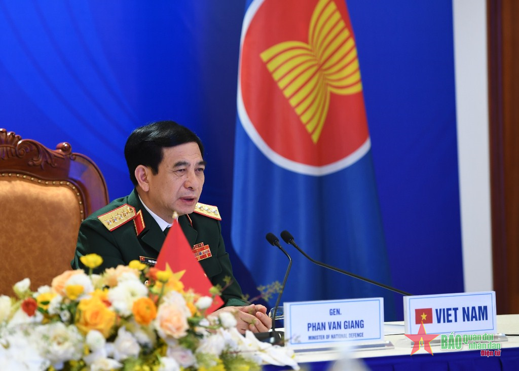 Bộ trưởng Bộ Quốc phòng Phan Văn Giang khẳng định khả năng thích ứng của ADMM với tình hình mới