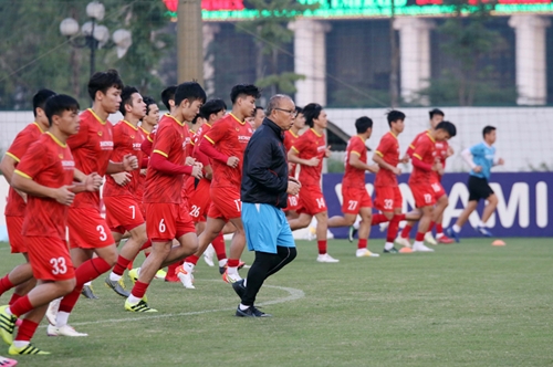19 giờ ngày 16-11, đội tuyển Việt Nam gặp Saudi Arabia trên 