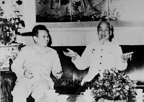 Ngày 21-11-1992 là ngày mất của Chủ tịch Lào Kaysone Phomvihane