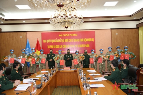 12 sĩ quan Việt Nam chuẩn bị lên đường tham gia sứ mệnh Gìn giữ hòa bình Liên hợp quốc