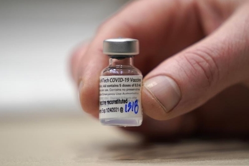 Vắc xin phòng Covid-19 của Pfizer hiệu quả 100% với trẻ 12-15 tuổi