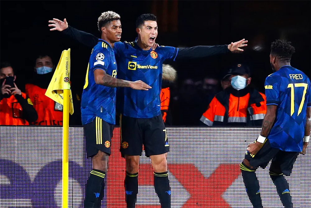 Thắng dễ Villarreal, MU vào vòng 1/8 Champions League