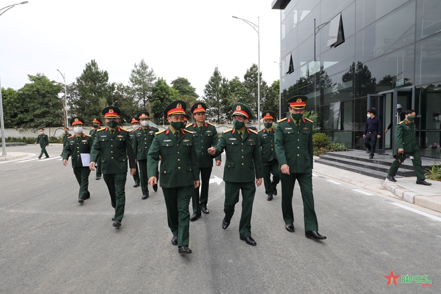 Bộ Quốc phòng kiểm tra Tập đoàn Công nghiệp - Viễn thông Quân đội