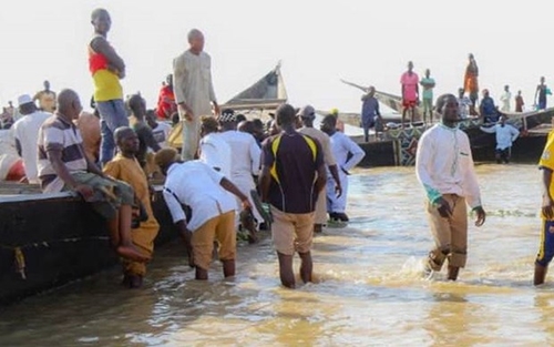 Lật thuyền tại Nigeria khiến nhiều trẻ em thiệt mạng