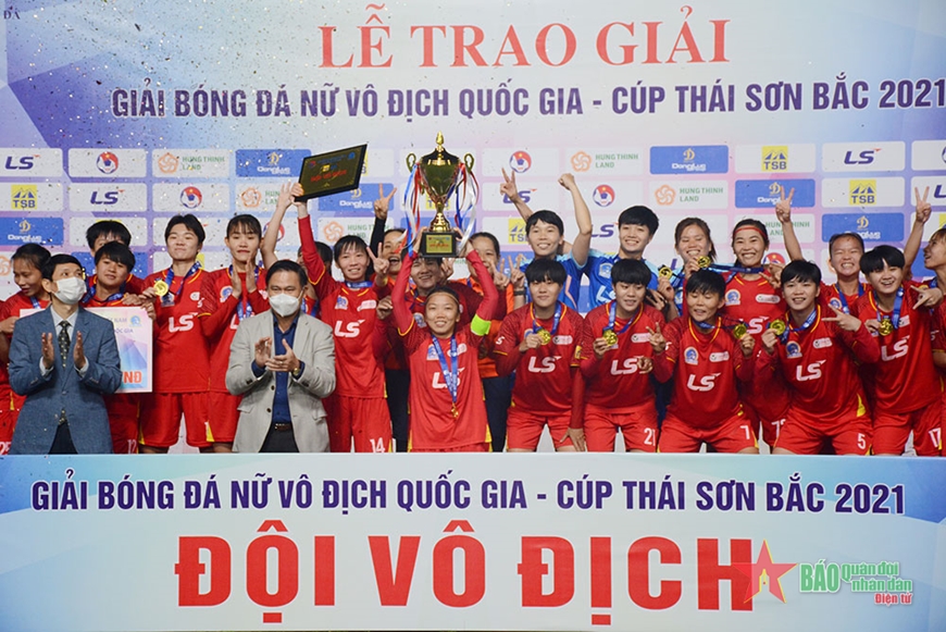 Hơn nhau ở chất “quái”