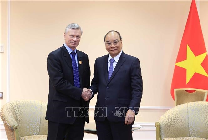 Chủ tịch nước Nguyễn Xuân Phúc gặp gỡ Hội hữu nghị Nga - Việt và Hội Cựu chiến binh Nga thời chiến tranh tại Việt Nam