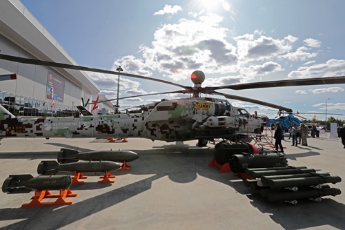 Tổ hợp tên lửa Khrizantema gia tăng sức mạnh cho “Thợ săn đêm” Mi-28NM ra sao?