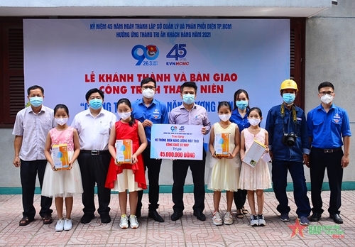 Trao tặng hệ thống điện năng lượng mặt trời cho SOS Làng trẻ em TP Hồ Chí Minh 