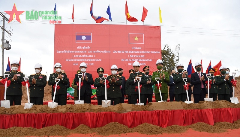 Các hoạt động Giao lưu hữu nghị quốc phòng biên giới Việt Nam-Lào lần thứ nhất tại tỉnh Savanakhet