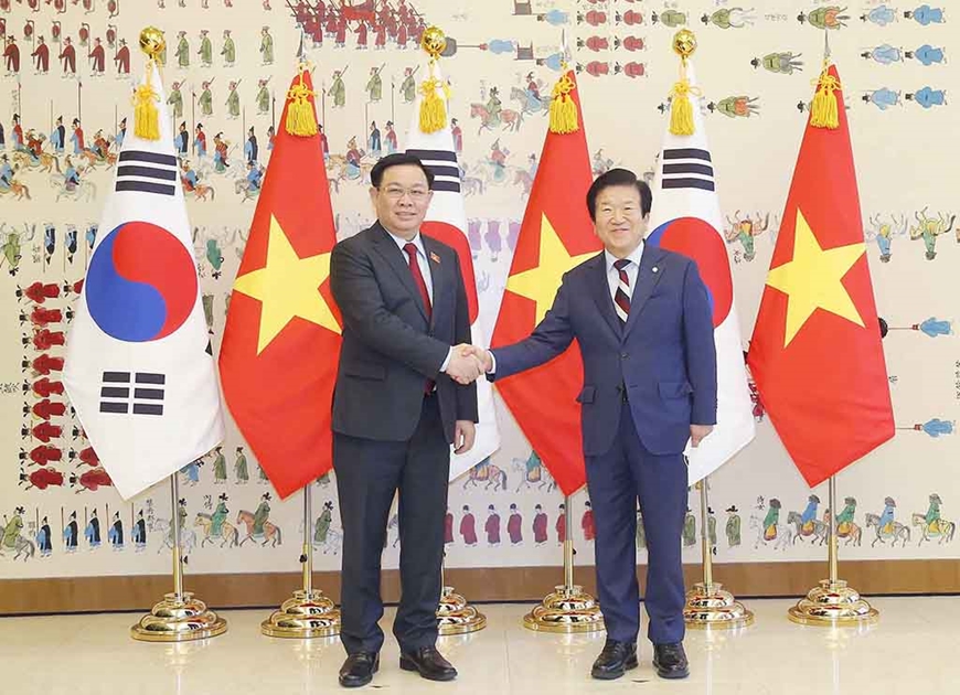 Chủ tịch Quốc hội Vương Đình Huệ hội đàm với Chủ tịch Quốc hội Hàn Quốc Park Byeong-seug