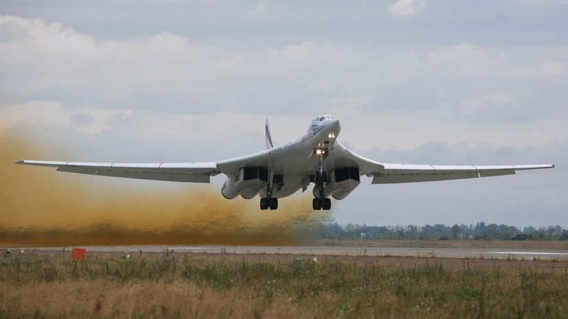  Tu-160 supersonic strategic bomber.  Photo: RT