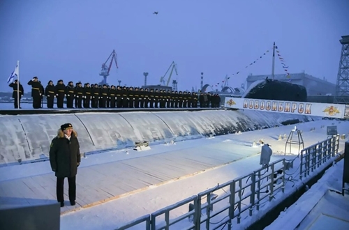 Hải quân Nga cùng lúc trang bị hai tàu ngầm mới thế hệ thứ tư