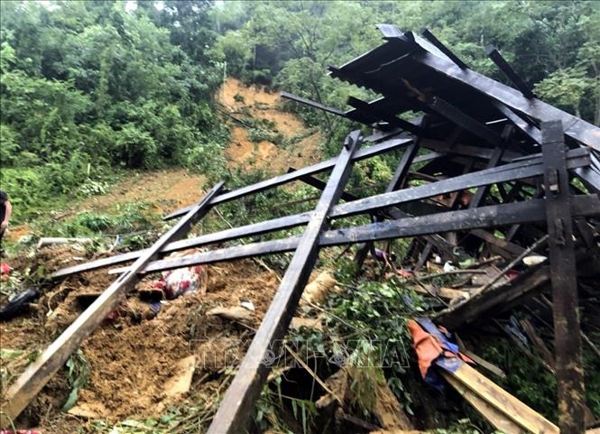 Tuyên Quang: Sạt lở đất khiến 3 em nhỏ tử vong