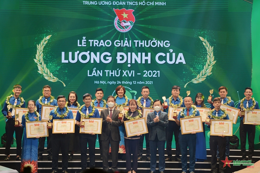 57 thanh niên nông thôn nhận Giải thưởng Lương Định Của năm 2021