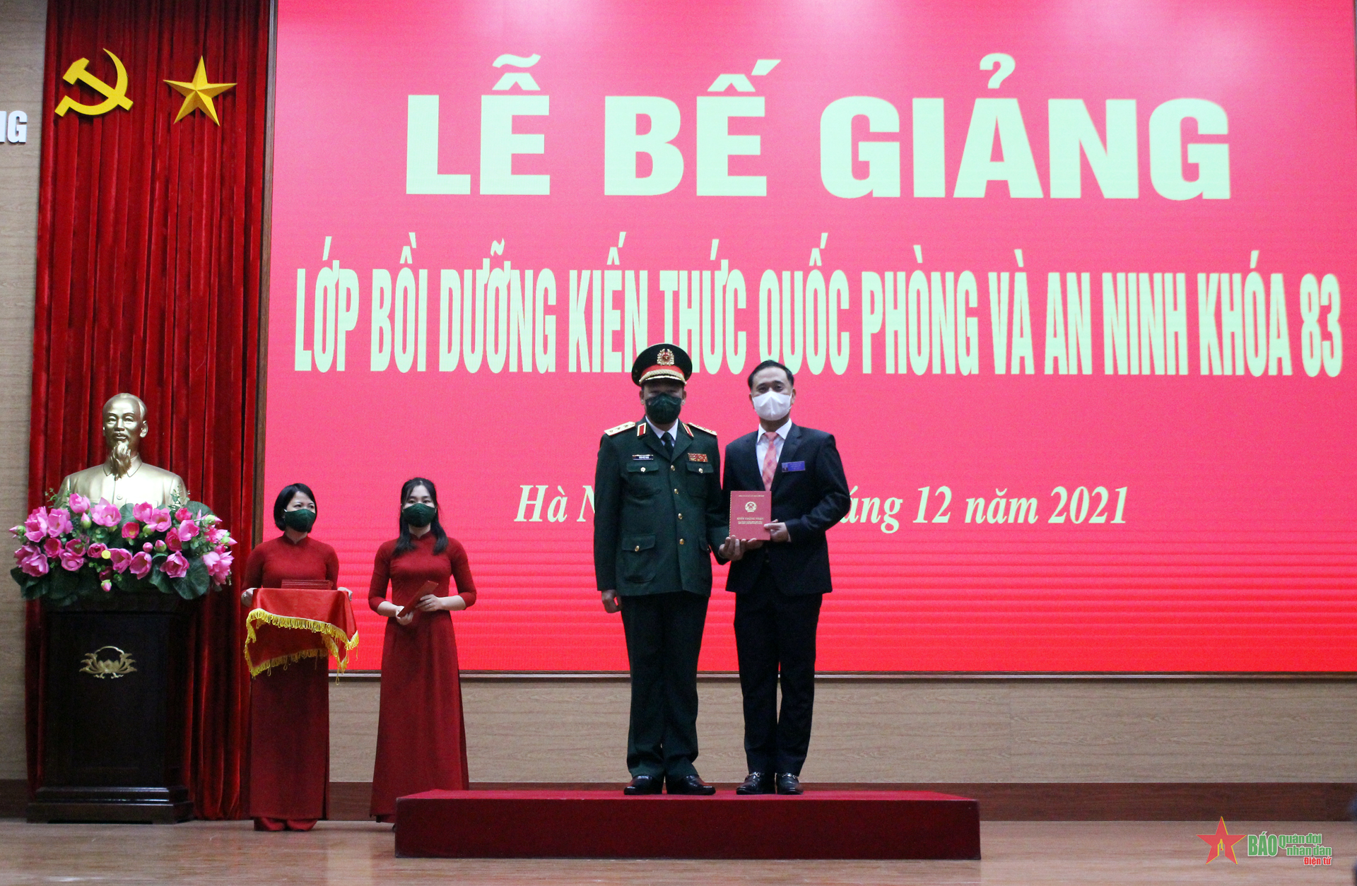 Học viện Quốc phòng bế giảng lớp bồi dưỡng kiến thức quốc phòng và an ninh khóa 83