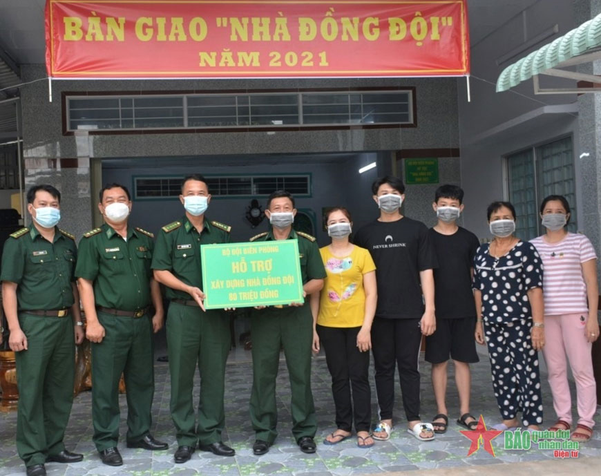 Bộ đội Biên phòng Kiên Giang bàn giao 9 