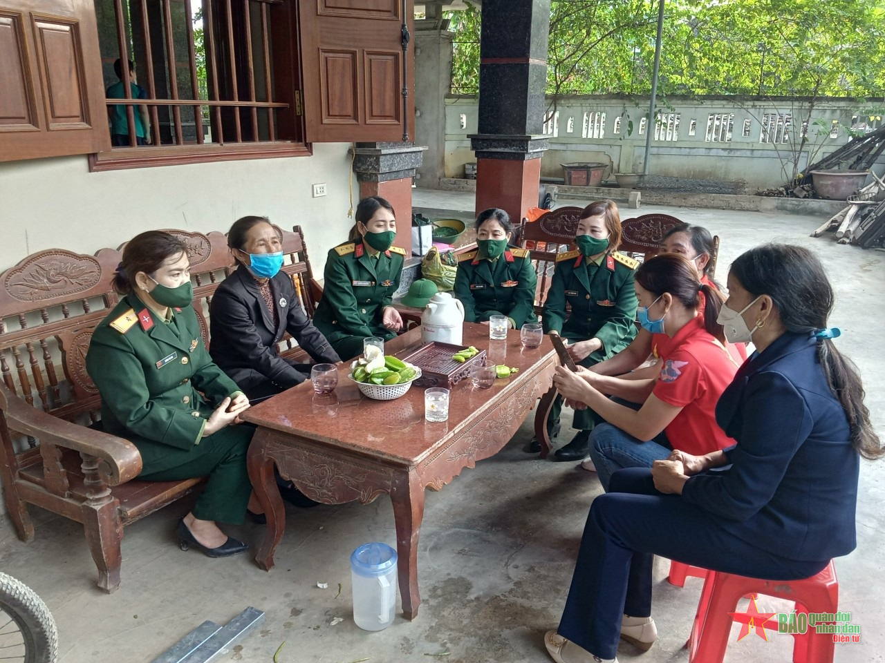 Kết nghĩa yêu thương, gắn liền lương - giáo