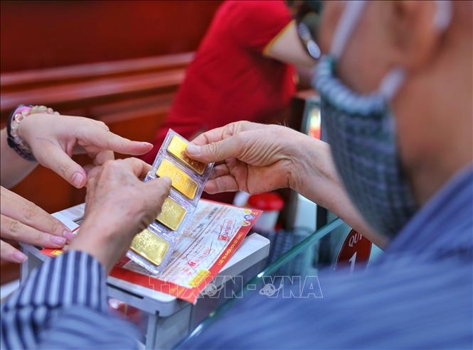 Giá vàng hôm nay tiếp tục giảm. Ảnh minh họa: TTXVN.