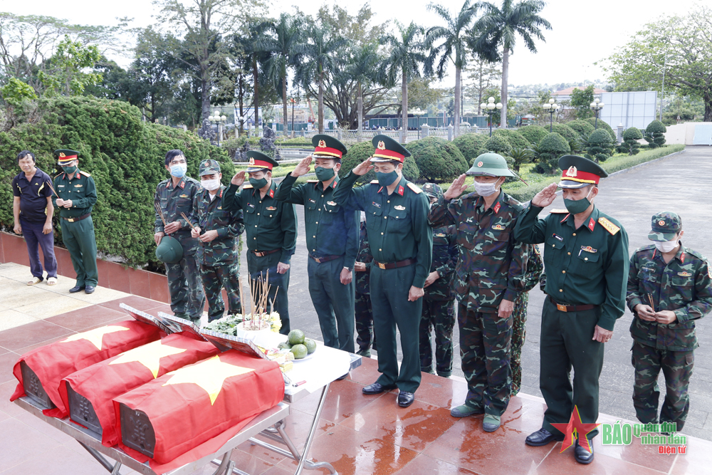 Quy tập 3 hài cốt liệt sĩ tại núi Chư Pa