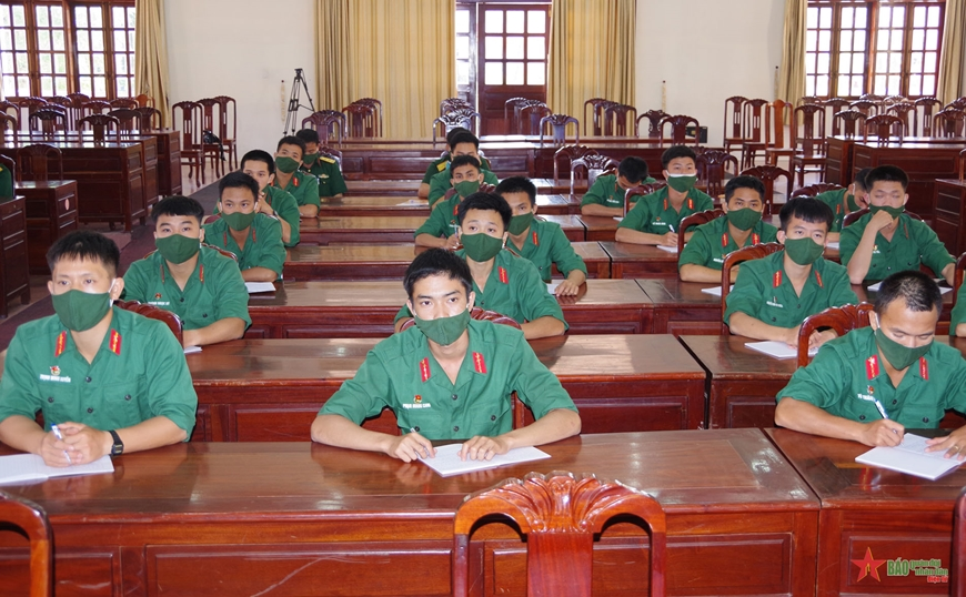 Sư đoàn 5 (Quân khu 7) tập huấn cán bộ huấn luyện chiến sĩ mới năm 2022