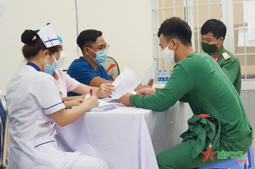 Phú Yên triển khai tiêm vắc xin mũi 3 trên toàn tỉnh
