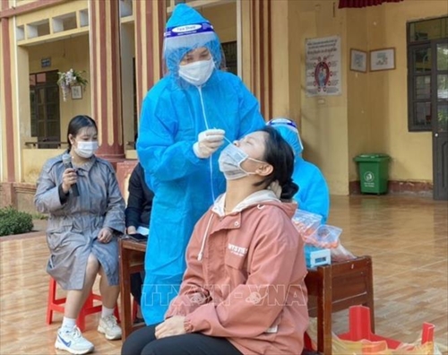 Tin Covid trưa 5-1: Bắc Giang nhiều ca nhiễm liên quan đến giáo viên nước ngoài; TP Hồ Chí Minh số ca tử vong giảm mạnh