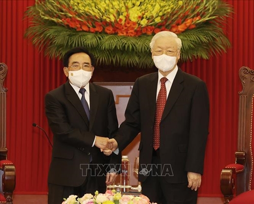 Tổng Bí thư Nguyễn Phú Trọng và Chủ tịch nước Nguyễn Xuân Phúc tiếp Thủ tướng Lào Phankham Viphavanh