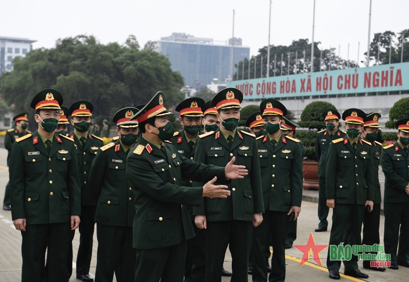 Thượng tướng Nguyễn Tân Cương kiểm tra và làm việc tại Bộ tư lệnh Bảo vệ Lăng Chủ tịch Hồ Chí Minh