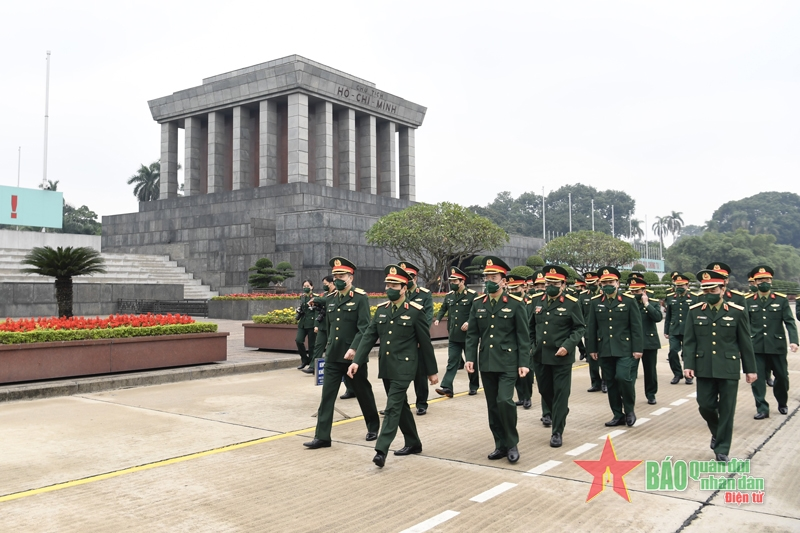 Thượng tướng Nguyễn Tân Cương kiểm tra và làm việc tại Bộ tư lệnh Bảo vệ Lăng Chủ tịch Hồ Chí Minh