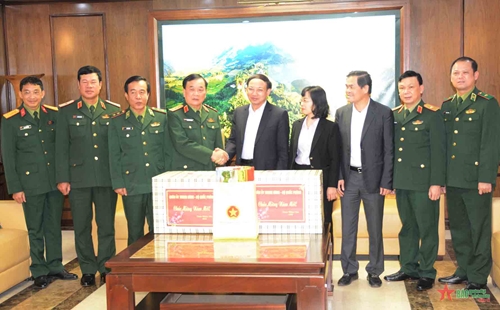 Thượng tướng Hoàng Xuân Chiến thăm, chúc Tết tỉnh Quảng Ninh