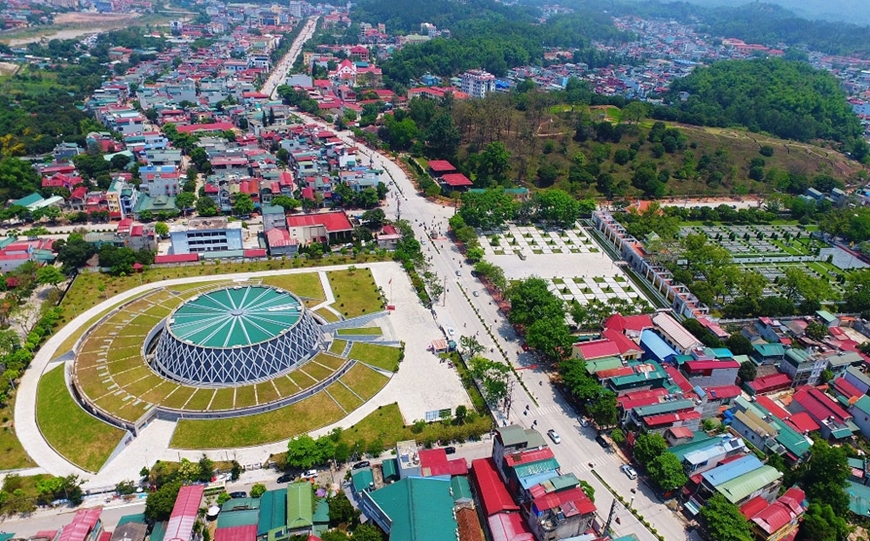 Đảng là nơi đại diện cho lòng tốt và sự nghiệp cách mạng của tổ quốc. Tại khu vực Tây Bắc, hình ảnh Đảng luôn nhận được sự ủng hộ nồng nhiệt của dân tổ, bởi vì Đảng luôn coi trọng lòng dân và tôn trọng quyền lợi của nhân dân. Hãy xem những hình ảnh này trên mạng dân tổ để hiểu rõ hơn về tình yêu quê hương.