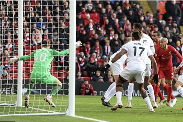 Kết quả Ngoại hạng Anh tối 16-1 Liverpool chiếm lấy vị trí thứ 2 từ tay Chelsea