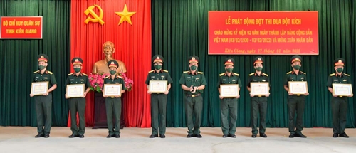 Bộ CHQS tỉnh Kiên Giang phát động thi đua chào mừng 92 năm Ngày thành lập Đảng Cộng sản Việt Nam