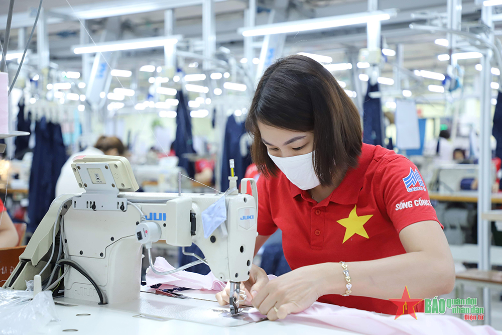 Lửa thử vàng...