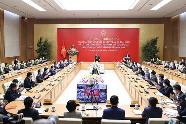 Thủ tướng Phạm Minh Chính chủ trì Hội nghị triển khai Đề án phát triển ứng dụng dữ liệu về dân cư