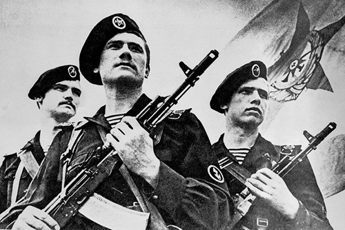 AK-74 – vũ khí từng giúp Liên Xô khôi phục sự đồng đẳng với Mỹ