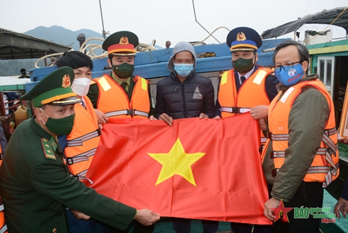Bộ tư lệnh Cảnh sát biển Việt Nam thực hiện chương trình “Tết Hải đảo”