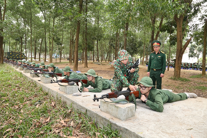 Chú trọng nâng cao chất lượng huấn luyện, đào tạo