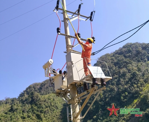 Công ty Điện lực tỉnh Điện Biên đưa 3 trạm biến áp vào hoạt động