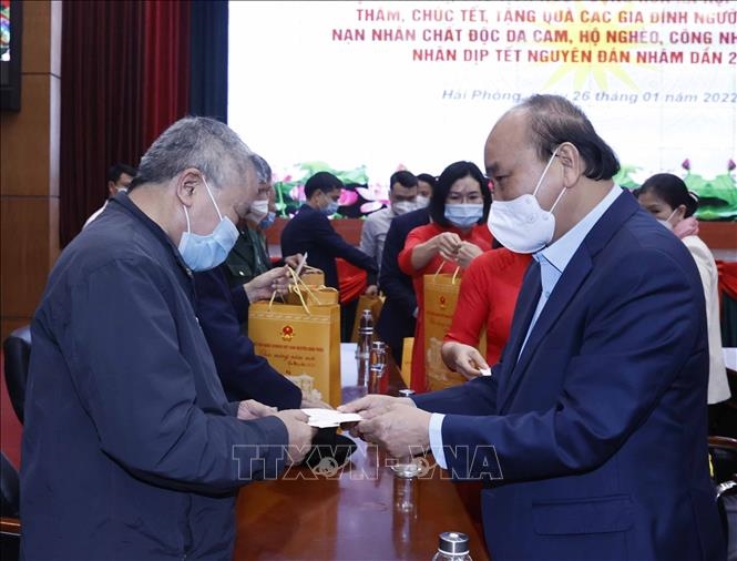 Chủ tịch nước Nguyễn Xuân Phúc: Thành phố Hải Phòng cần có chương trình xóa nghèo triệt để hơn